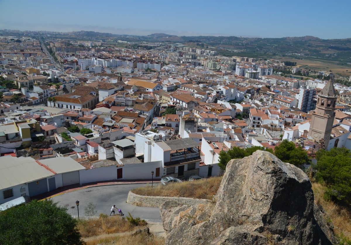 Vista panorámica del casco urbano veleño desde la zona de La Fortaleza.