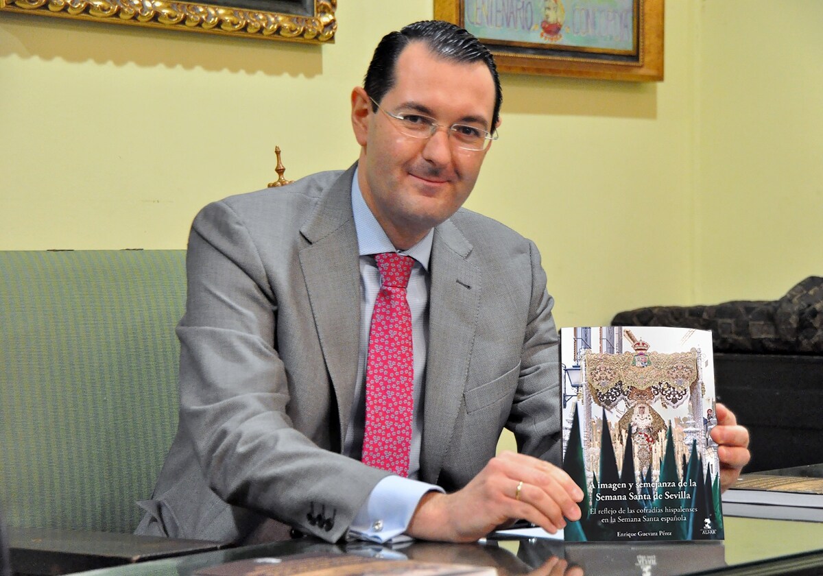 A imagen y semejanza de la Semana Santa de Sevilla - Ediciones Alfar