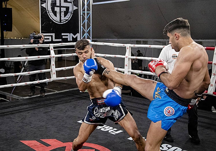 Hassan 'Predator', ante Xusco Domínguez en 'kick boxing'.