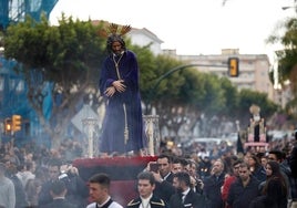 Traslado de los titulares de Mediadora, en la tarde del Viernes de Dolores del pasado año.