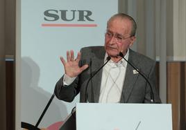 El alcalde, durante su ponencia en las jornadas de la Expo del 27 organizada por SUR.