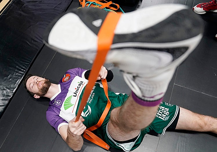 Kalinoski ha despertado el interés de algunos equipos importantes y se negocia una ampliación de contrato con él.