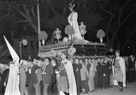 Jesús Cautivo estrenando la primera fase del trono