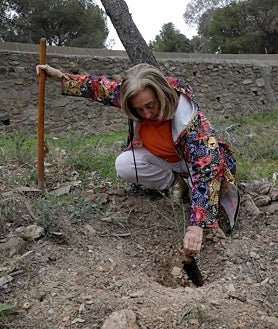 Imagen secundaria 2 - Diferentes momentos de la acción de este lunes. 