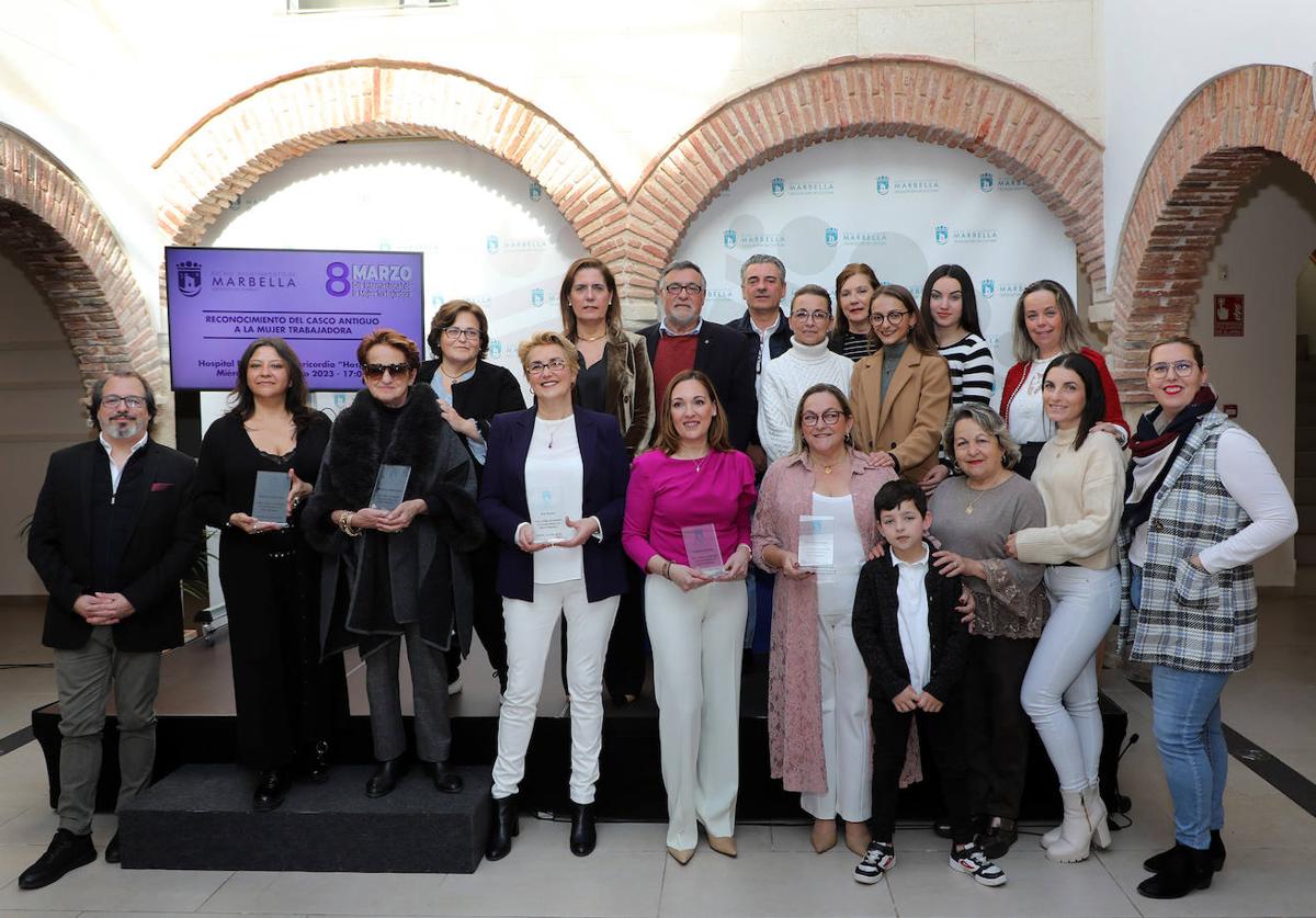 Las empresarias premiadas, esta mañana en el Hospitalillo.