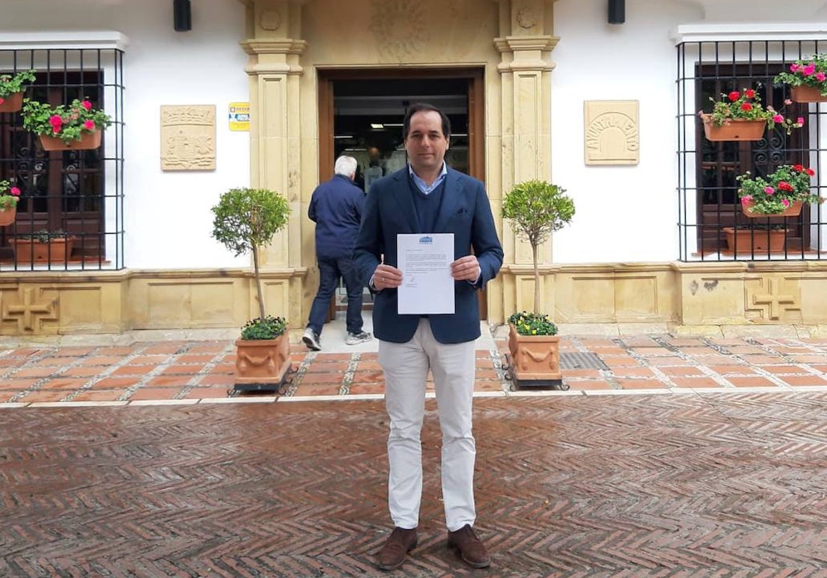 El candidato de Por mi Pueblo Marbella, Francisco Gómez, ha pedido información por registro de entrada.