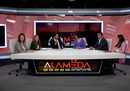 Mesa de debate sobre el 8M, en 'La Alameda'.