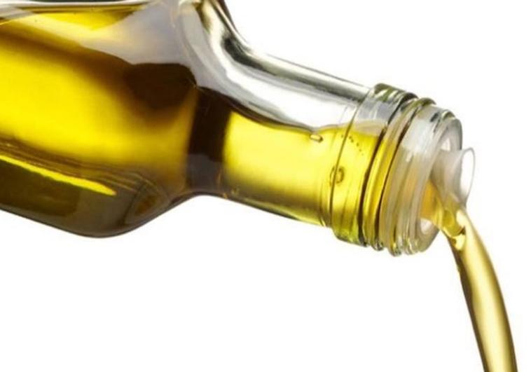 La alerta por la venta de aceites de oliva sin registro sanitario se extiende a Andalucía