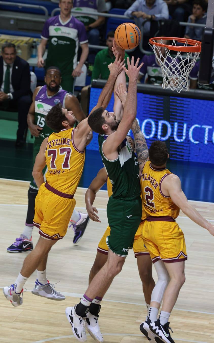 El Unicaja logra su deseada victoria ante el Limoges