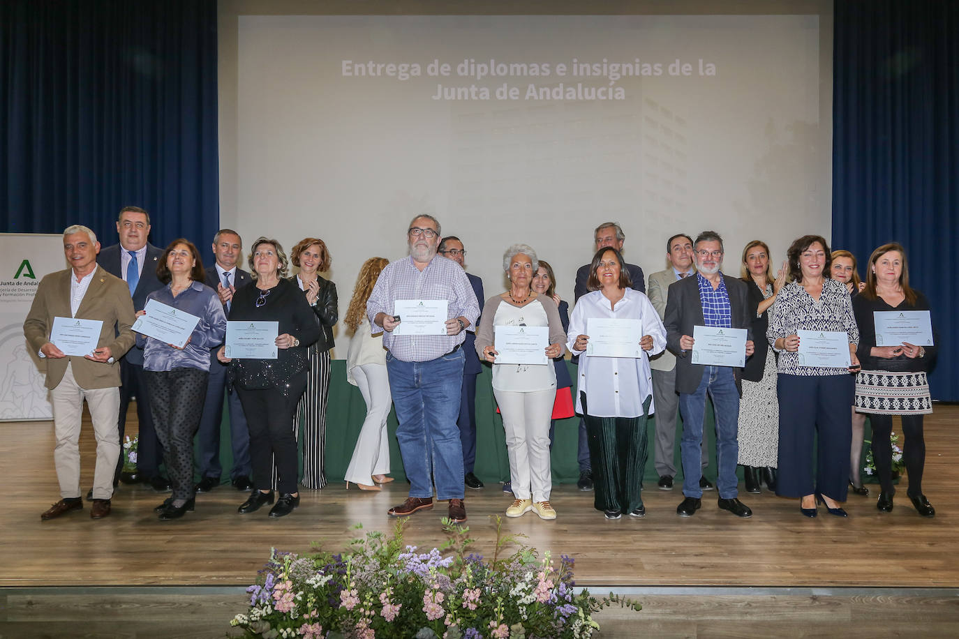 La Delegación de Desarrollo Educativo rinde homenaje a los 513 maestros y profesores jubilados durante el pasado año