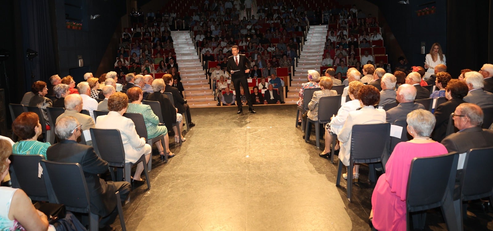 50 parejas de Torrox celebran sus bodas de oro