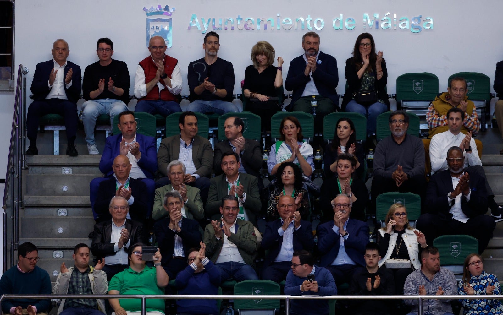 Las fotos del choque entre el Unicaja y el Barcelona