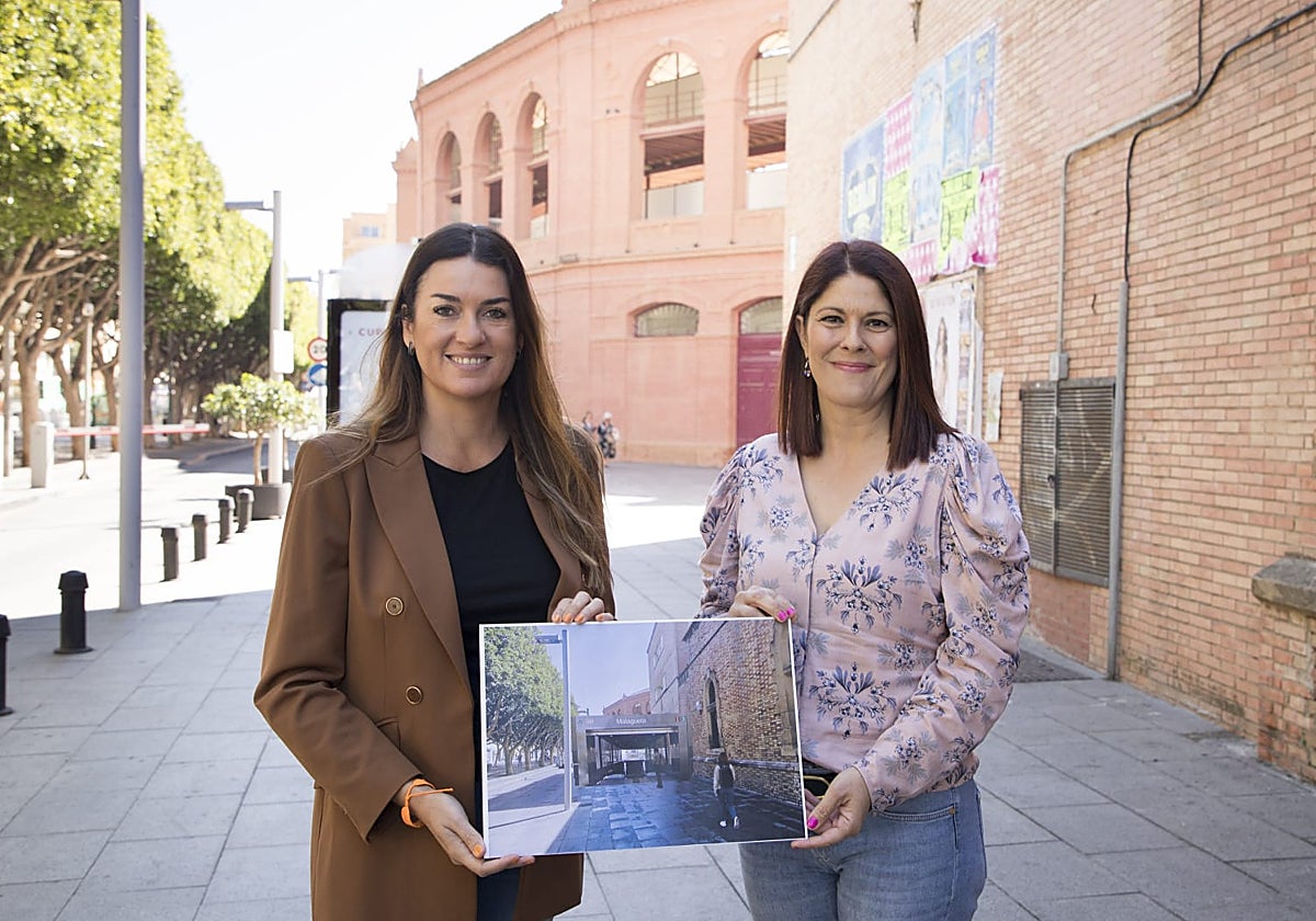Las candidatas de Ciudadanos en Málaga y Rincón de la Victoria, en La Malagueta.