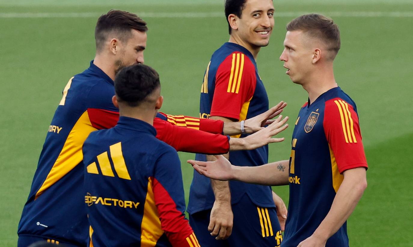 Entrenamiento de la selección española de fútbol en La Rosaleda