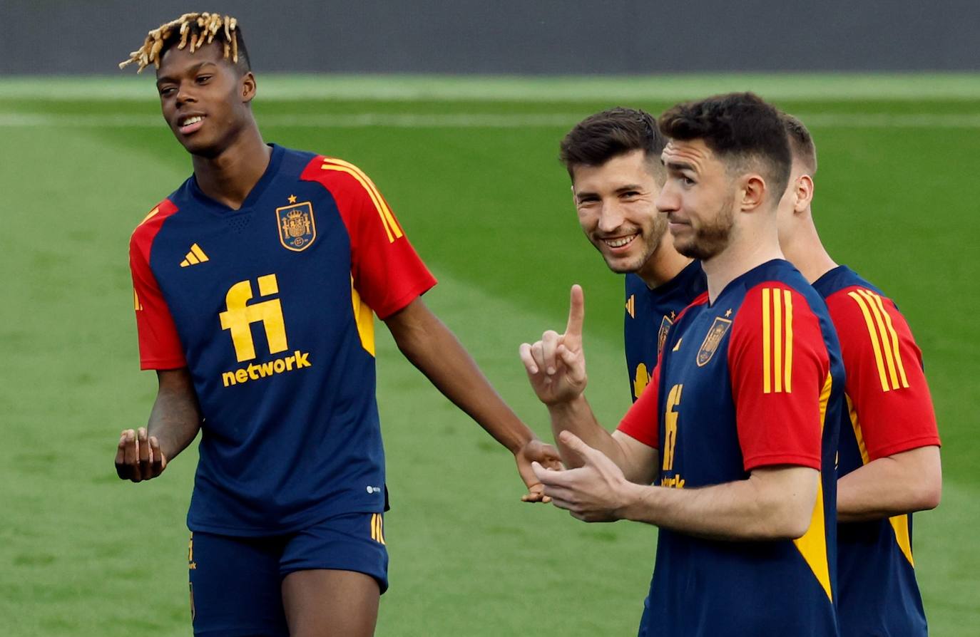 Entrenamiento de la selección española de fútbol en La Rosaleda