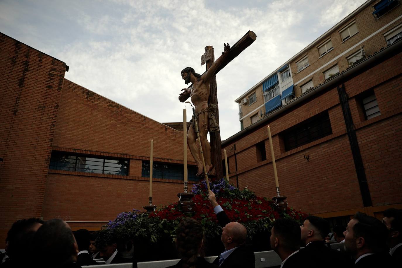 Salida procesional del Cristo de la Sed por Miraflores de los Ángeles este viernes 24 de marzo 