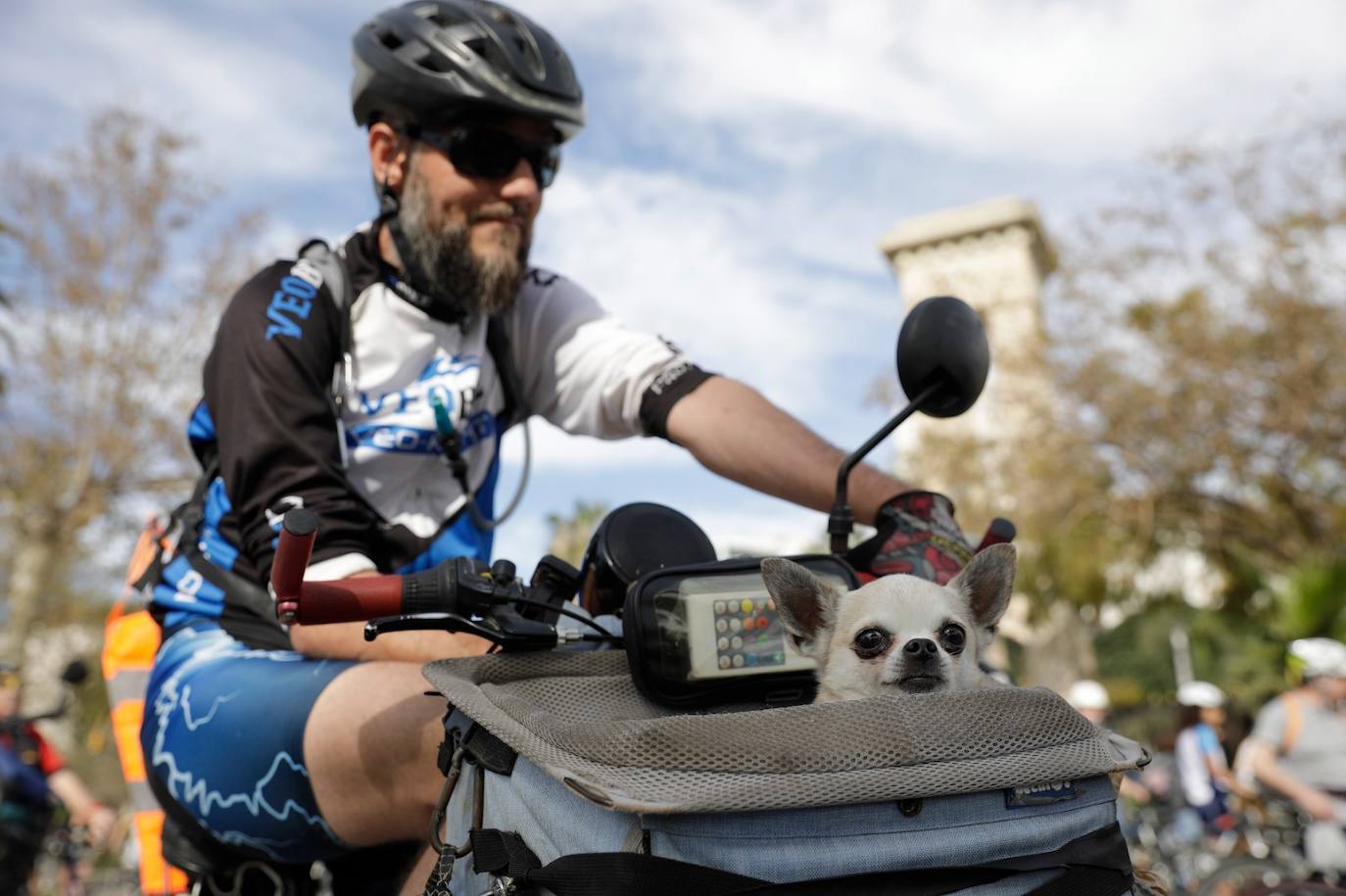 Casi mil personas se manifiestan en Málaga para exigir más carriles bici