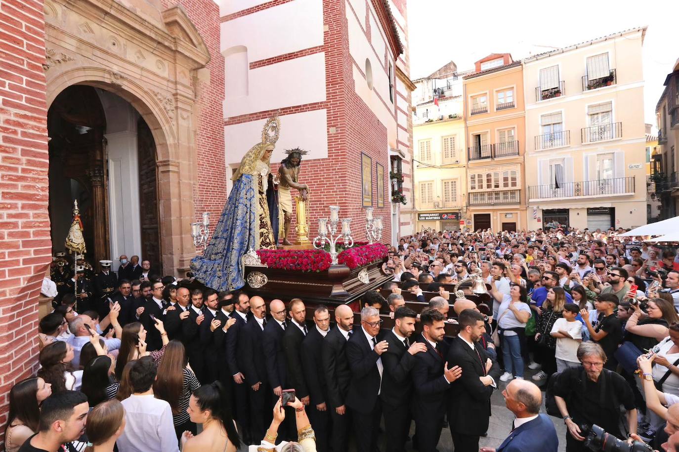 Traslado de la Hermandad de Gitanos