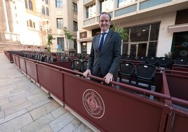 Pablo Atencia, en los palcos de la calle Molina Lario.