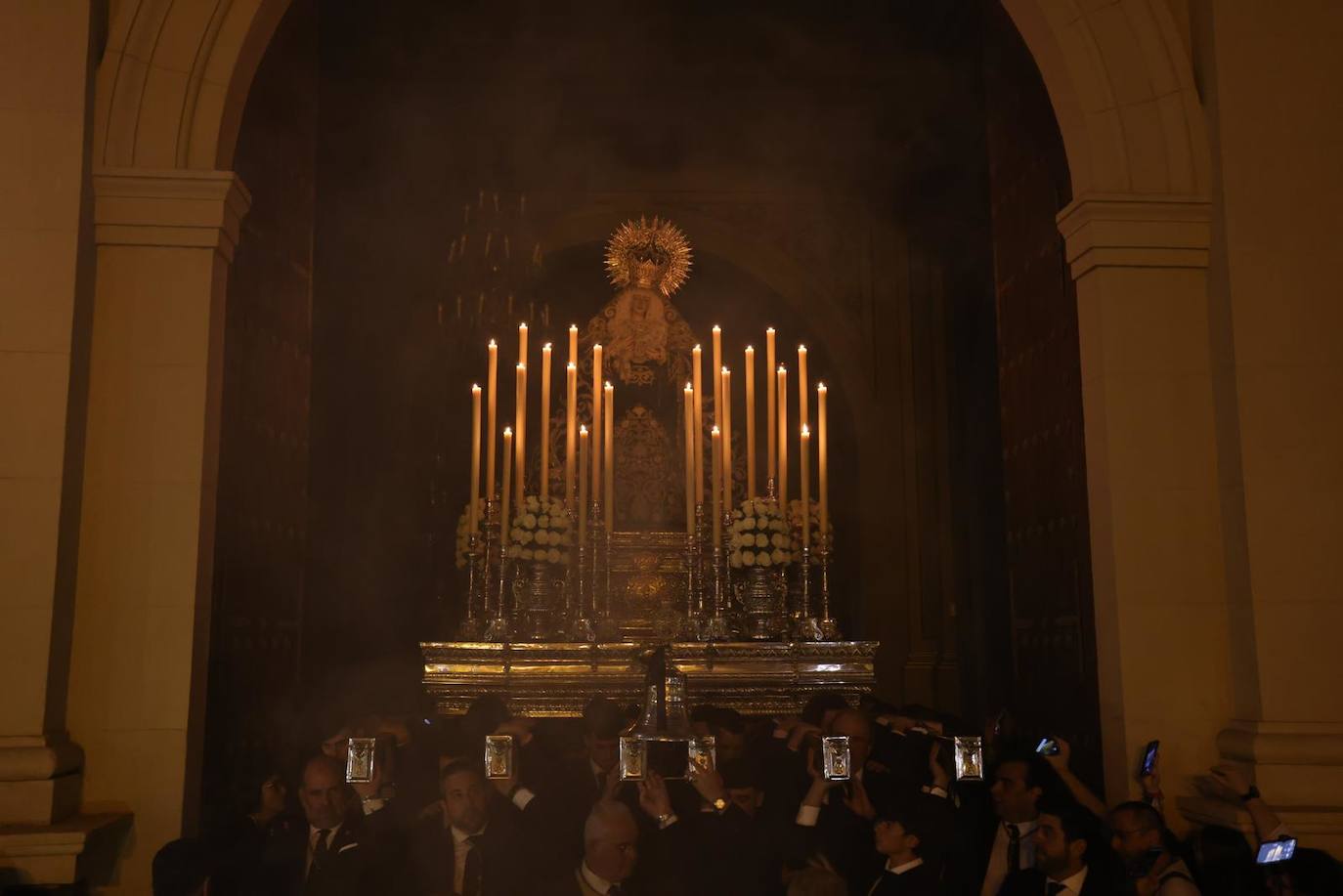 Semana Santa Málaga 2023: Traslados y procesiones del Viernes de Dolores