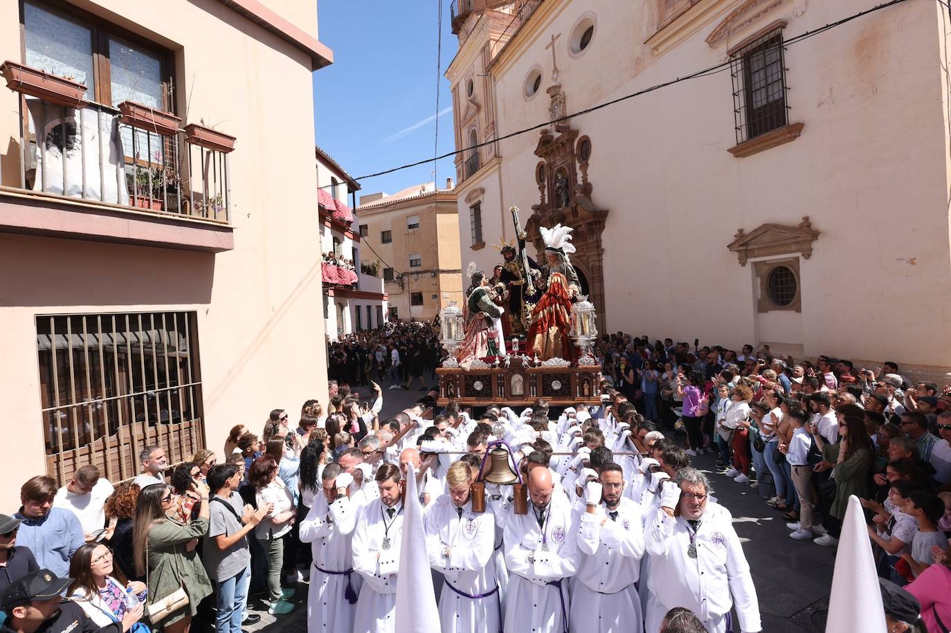 Salutacion, en procesión, este domingo de Ramos-