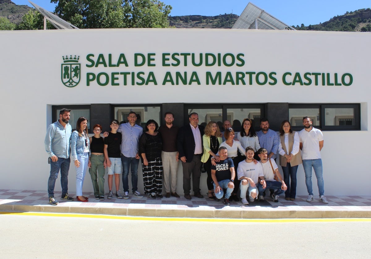 Inauguración de la nueva sala de estudios.