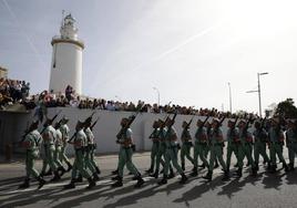 Las mejores fotos del desembarco de la Legión y del traslado del Cristo de Mena