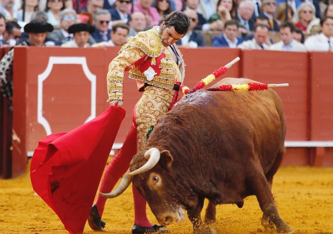 Morante en su primero.