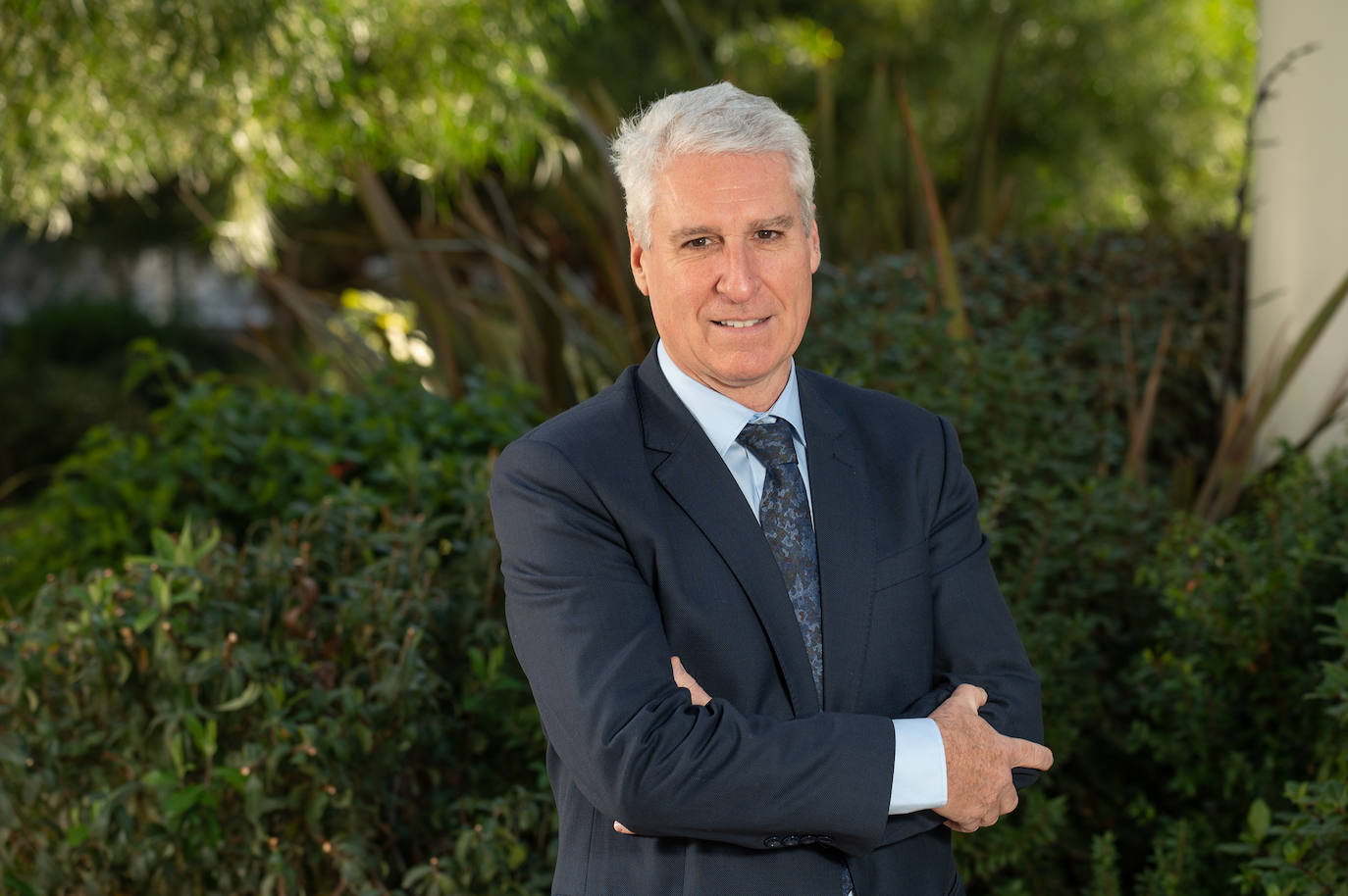El Dr. Arráez, director clínico del Centro Andaluz de Excelencia en Radiocirugía de GenesisCare Málaga.