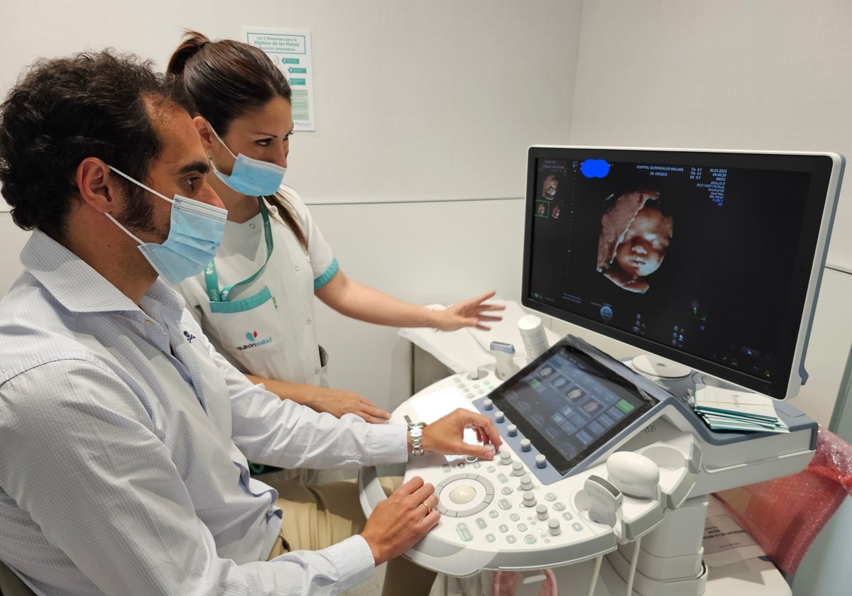 Quirónsalud Málaga incorpora la tecnología 5G a la ecografía 5D de embarazo
