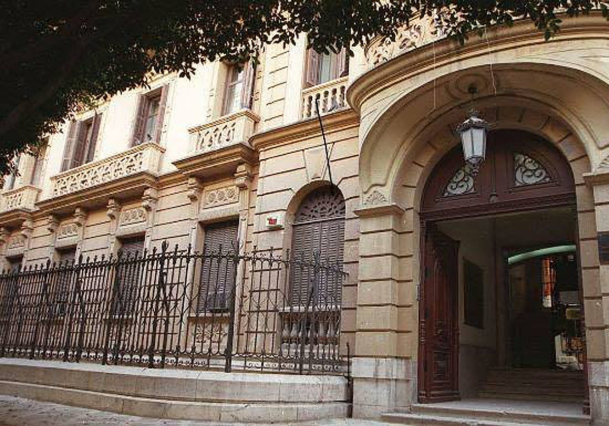 El edificio fue subastado por la Junta de Andalucía a finales de 2019.