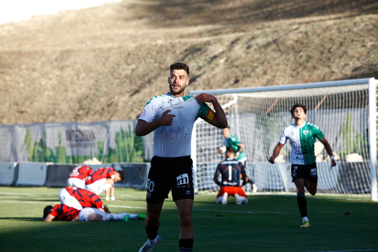 Las fotos del ascenso del Antequera a Primera RFEF