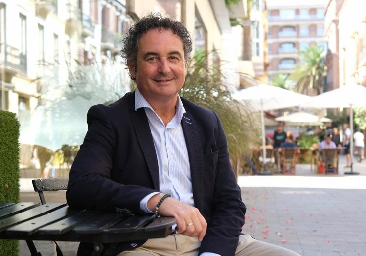 Francisco Cantos.