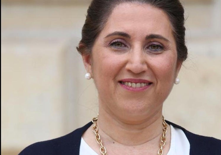 María de la Paz Flores.