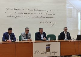 Acto de inauguración de las jornadas, este lunes en Vélez-Málaga.