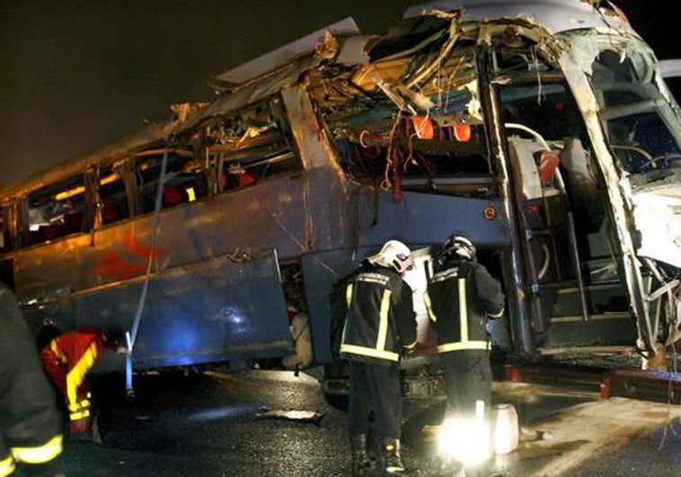 15 años del trágico accidente en el que murieron nueve turistas finlandeses tras volcar su autobús en Benalmádena