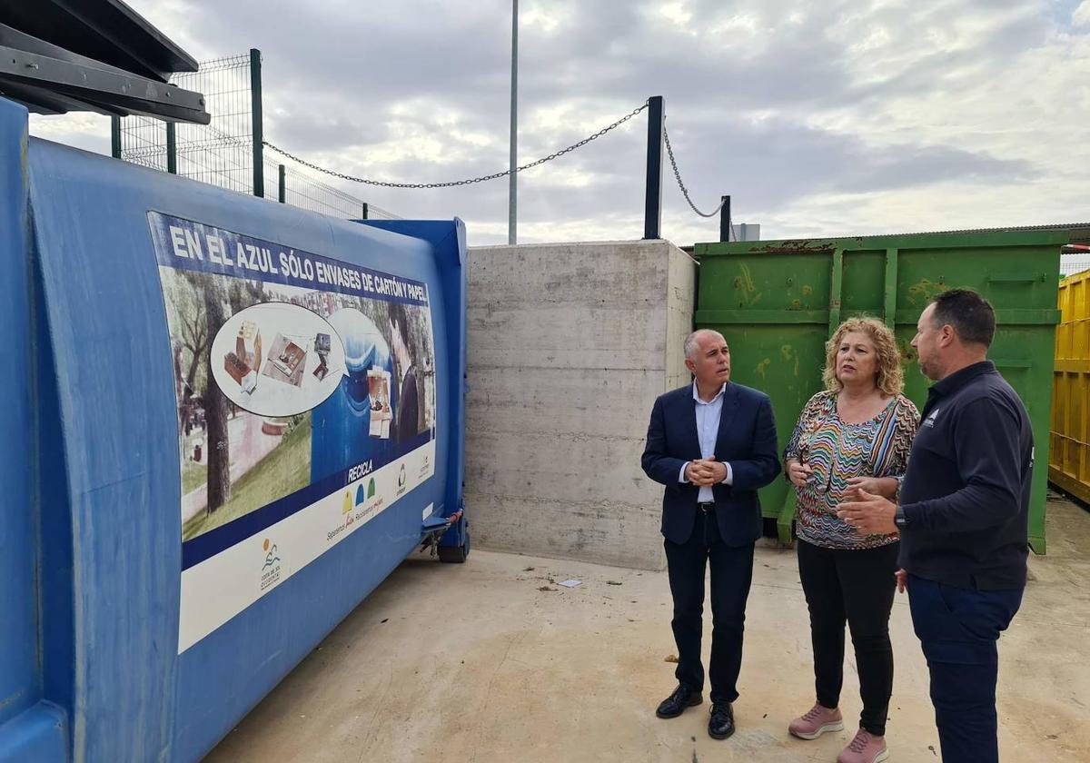 Manilva anima a utilizar las instalaciones del Punto Limpio para reciclar