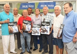 Muñoz, Pepillo Benítez, Mangüi, Ben Barek, Aragón, Paquito, Torreblanca y Bruna, en la presentación de 'La Historia del Málaga' de SUR