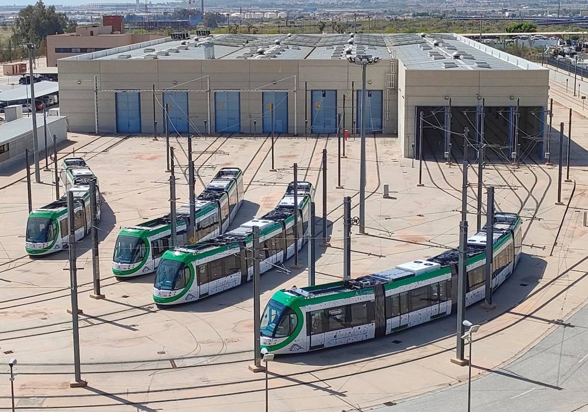 Los nuevos trenes para el metro de Málaga, en el recinto de Talleres y Cocheras.