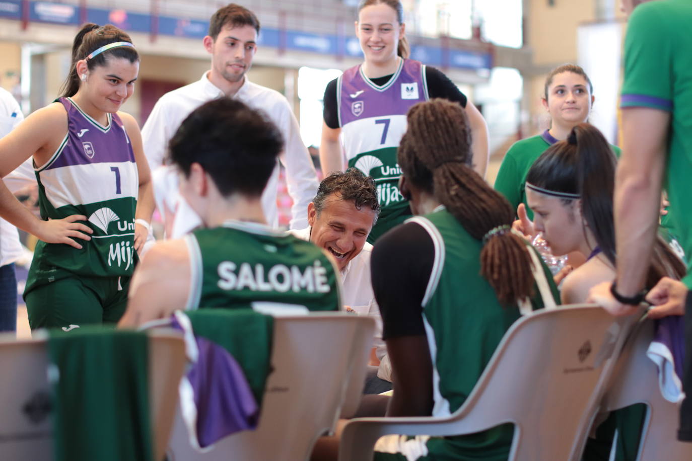 El Unicaja Mijas gana y asciende a la Liga Challenge