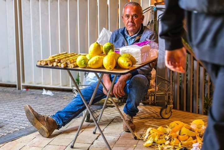 Limón Cascarúo, la golosina saludable que aún se vende en Málaga