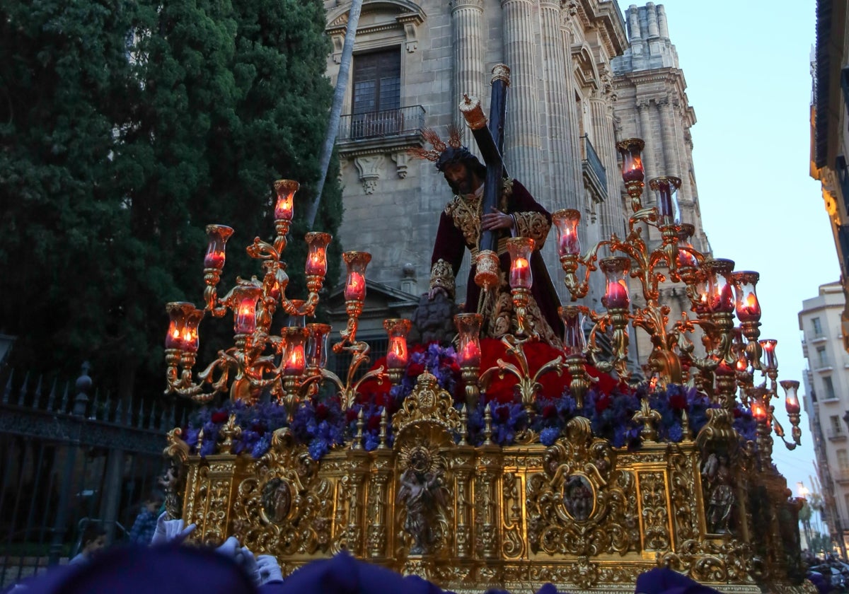 El Nazareno de los Pasos permanecerá en besapié en su capilla.