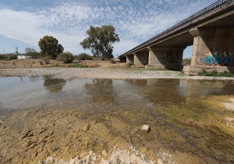 El río Grande se encuentra ahora bajo de caudal.