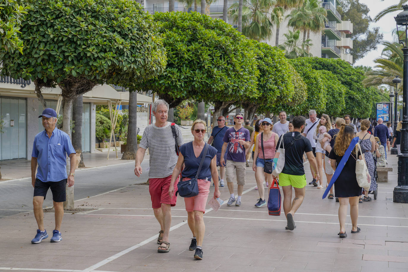 Lleno en playas y chiringuitos de Málaga en el puente de mayo