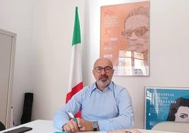 Giovanni Caprara, en su despacho en la Dante Alighieri.