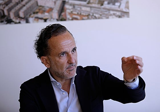 Juan Alfaro, en un momento de la entrevista.