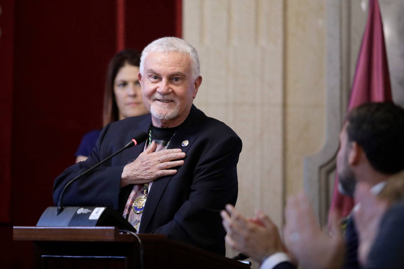 Medalla de la Ciudad y Título de Hijo Predilecto a Pepe Bornoy