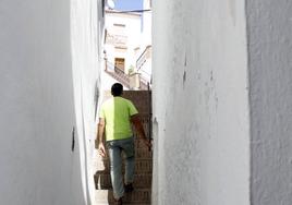 El callejón de la Alcuza está a un paso de la plaza donde se celebra la fiesta gastronómica.