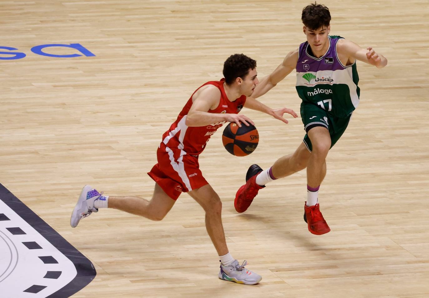 La victoria del Unicaja ante el Manresa, en imágenes