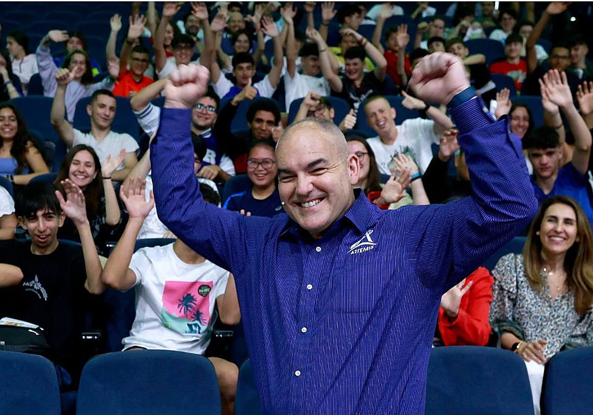 Un malagueño en la NASA: «Os necesitamos para llegar a Marte»